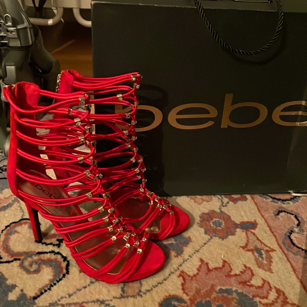 Bebe. Size 6. Red w faux diamonds.